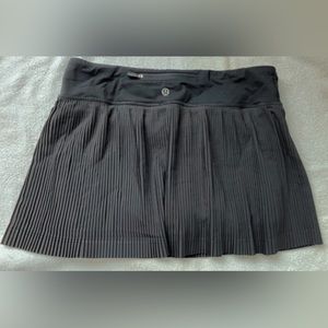 Lululemon tennis skirt black